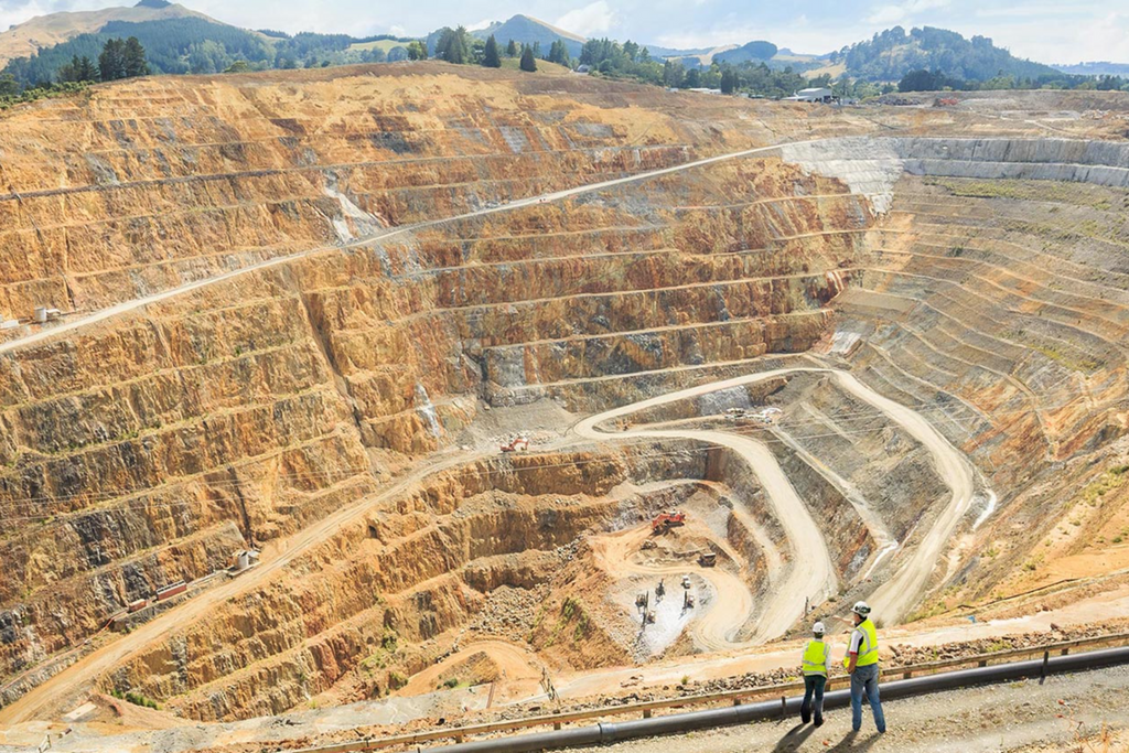 How to Choose an Enterprise Drone for Mining & Aggregates Operations